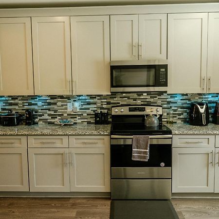 Enjoy This Mini-Mansion Near Downtown And The Airport! Atlanta Eksteriør bilde