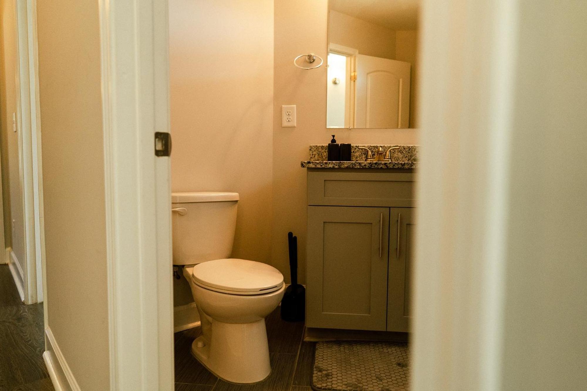 Enjoy This Mini-Mansion Near Downtown And The Airport! Atlanta Eksteriør bilde